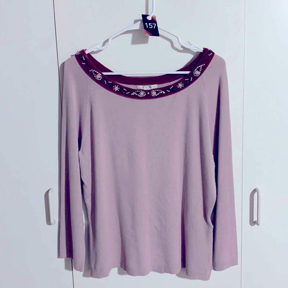 157 Casual Corner Lilac Knit Top Velvet Collar